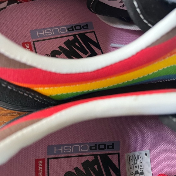 Vans Skate Old Skool Pride Parade Rainbow Size US 8.5 Men New! Rare - Picture 8 of 9